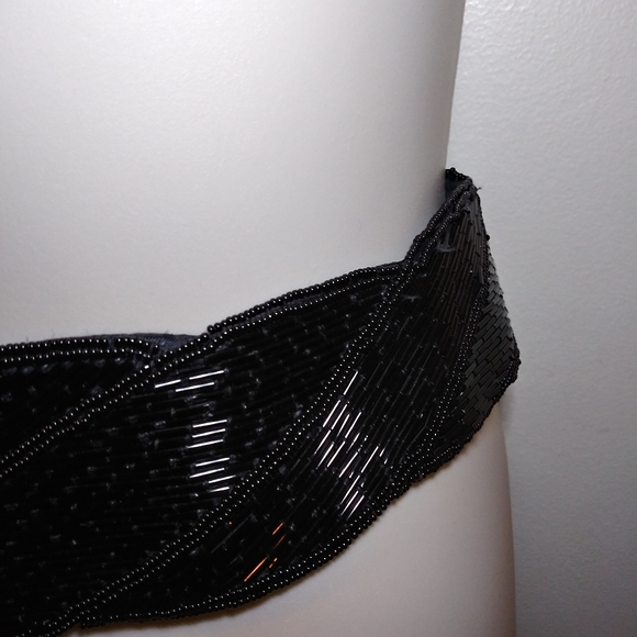 Vintage 80's Le Regale LTD. Hand Made Black Beaded Belt - Picture 5 of 14
